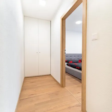 Apartament Discreet *
